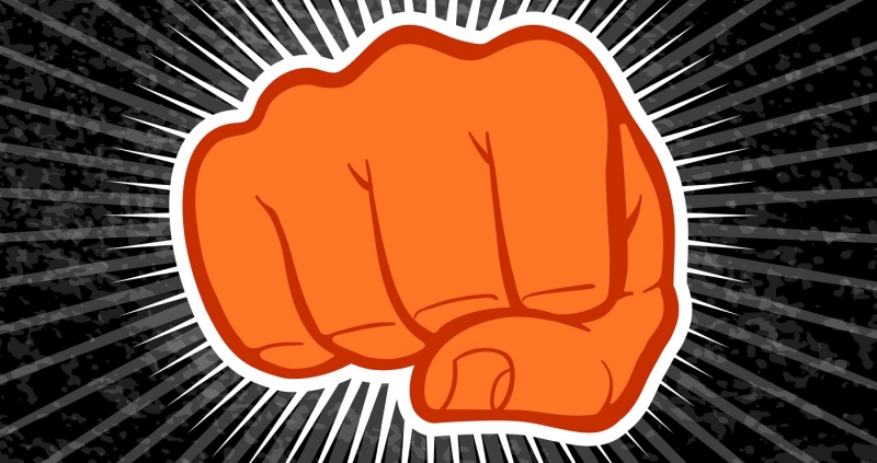 Пилот лишился зуба в драке с бортпроводником в очереди в туалет