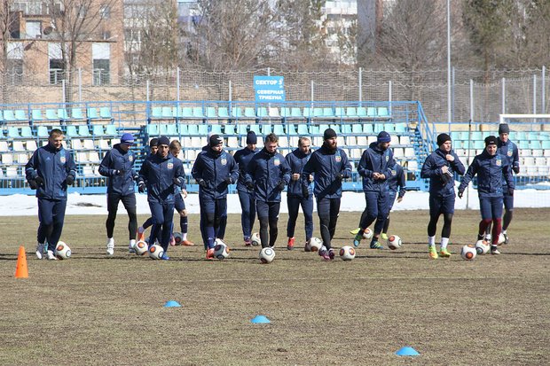 Рекордный сезон, открытие стадиона, тренер из &laquo;Динамо&raquo;: футболисты &laquo;Нефтехимика&raquo; подвели итоги года