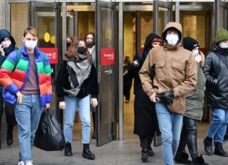 Роскачество: Маски не защищают от вирусов на 100%