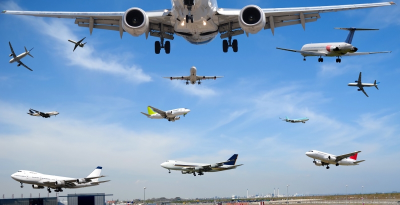 С 1 апреля Россия возобновляет авиасообщение с шестью странами