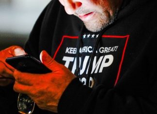 «Своего рода микроблог»: на что будет похожа социальная сеть Трампа