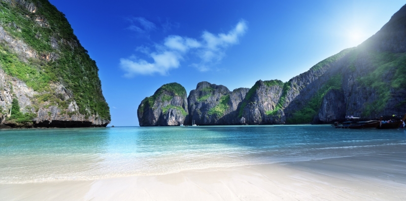 Таиланд отменит 14-дневный карантин для иностранных туристов