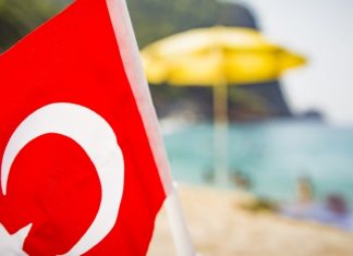 Турция снова изменила дату отмены справок для въезжающих