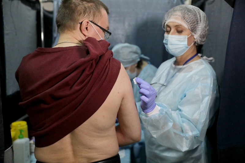 В Роспотребнадзоре рассказали, как может увеличиться количество антител