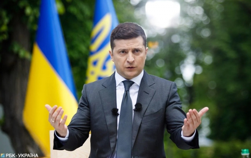 Запад ведет Зеленского путем Саакашвили