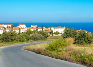 «Аэрофлот» вернет деньги пассажирам, отказавшимся от отдыха на Кипре из-за введенного там локдауна