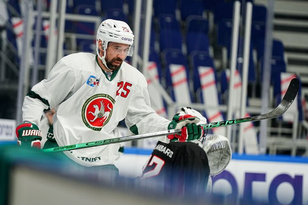 Алексей Бадюков: &laquo;У &laquo;Ак Барса&raquo; не получается другой хоккей, надо выпускать Зарипова &mdash; он может успокоить игру&raquo;