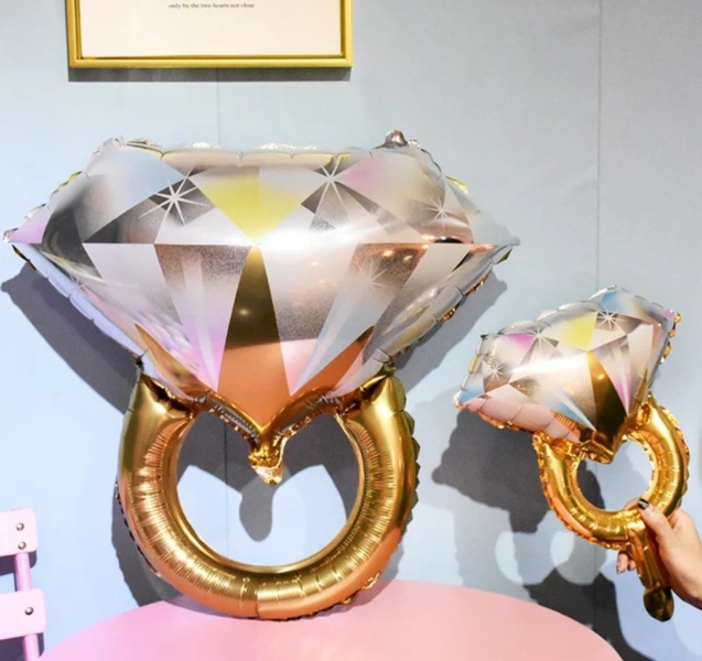 Алексей Куракин: Громадяне, показываем спрятанные под подушкой и матрацами бриллианты!