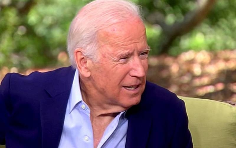 Байден предложил Путину встретиться лично