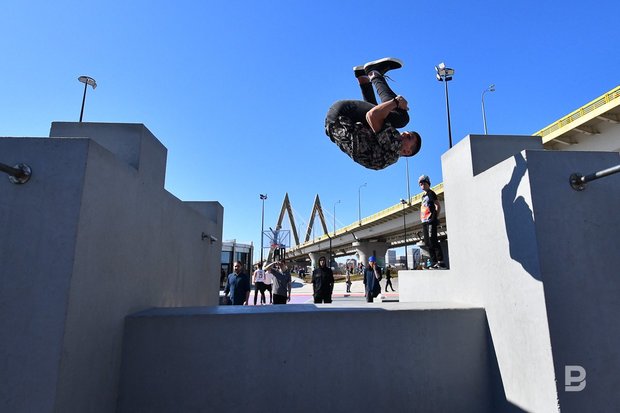 Без заборов, зато с министром и инструкторами: открылся летний сезон в экстрим-парке &laquo;Урам&raquo;