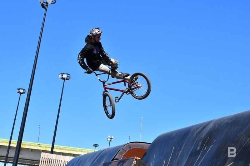 Без заборов, зато с министром и инструкторами: открылся летний сезон в экстрим-парке &laquo;Урам&raquo;