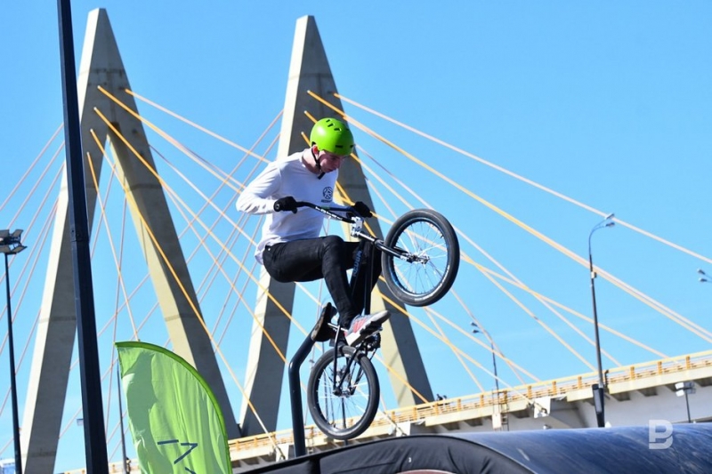 Без заборов, зато с министром и инструкторами: открылся летний сезон в экстрим-парке &laquo;Урам&raquo;