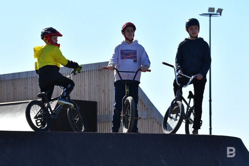 Без заборов, зато с министром и инструкторами: открылся летний сезон в экстрим-парке &laquo;Урам&raquo;