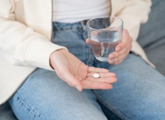 Британские медики рассказали о вреде популярного обезболивающего