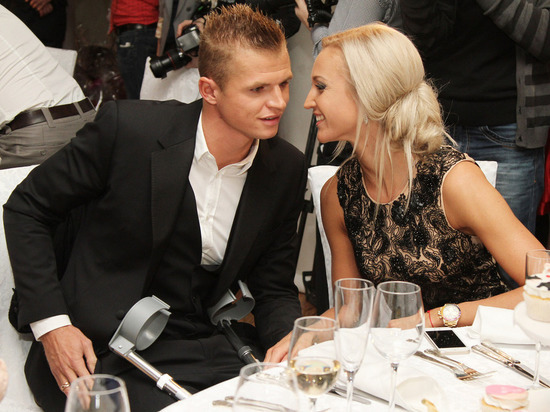 Бывший муж Бузовой признался, что любит сидеть на шее жены