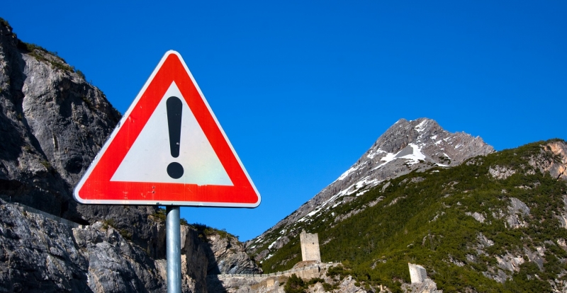 Эпидемиолог предостерегает россиян от путешествий за границу