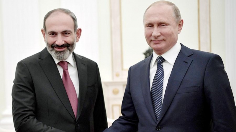 Ереван медленно возвращается в политическую нормальность