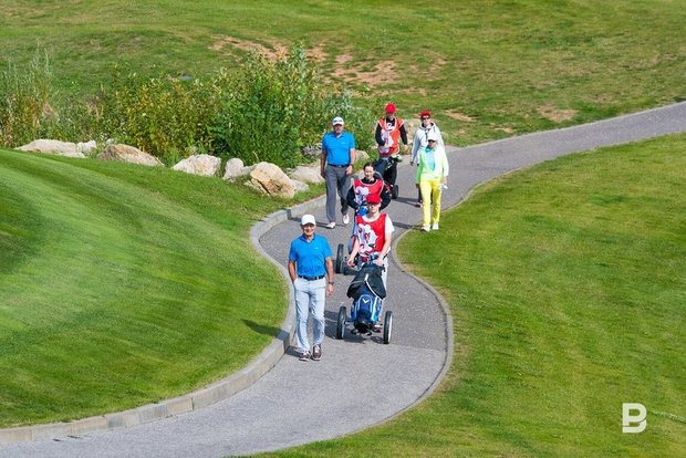 «Есть виды спорта и подороже»: в Татарстане будут учить гольфу детей и людей с ограниченными возможностями