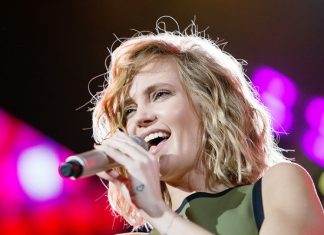 Фотографии окровавленных Глюкозы и Павла Деревянко озадачили поклонников