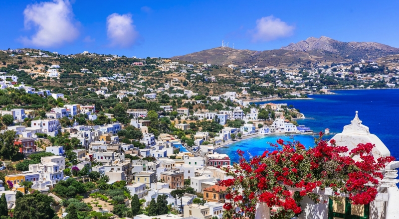 Греция начнет вводить послабления в начале мая