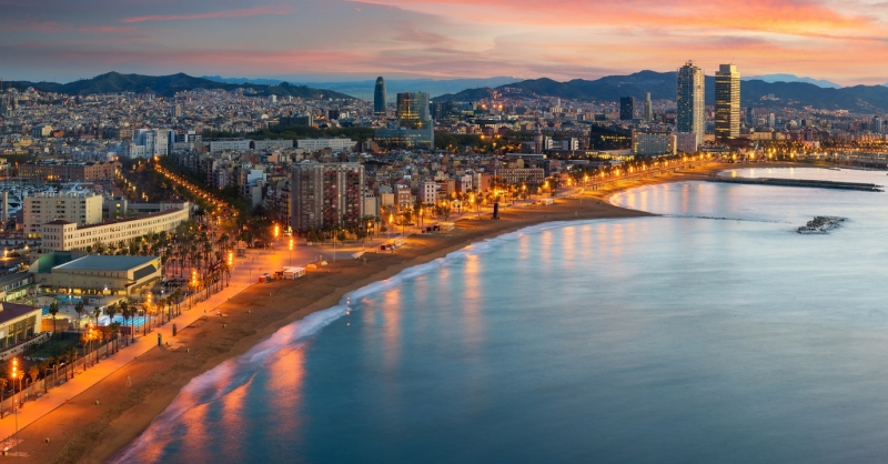 Испания может открыться для россиян в конце лета