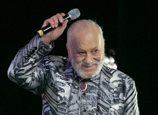 Отец Филиппа Киркорова попал в больницу: родных не пускают