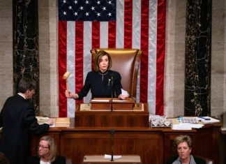 Пелоси назвала «мучеником за нашу демократию» погибшего возле Капитолия полицейского