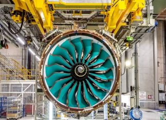 Rolls-Royce разрабатывает крупнейший в мире авиационный двигатель