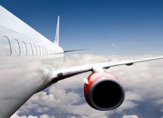 Россия не собирается возобновлять сообщение с новыми странами до конца майских праздников