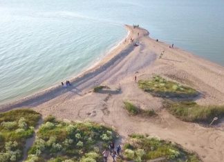 Россия приступила к поиску чистой воды на дне Азовского моря