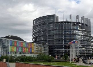 «С Россией такое лучше не повторять»: эксперт объяснил последствия отключения страны от SWIFT