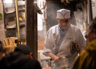 Стали известны четыре секрета долголетия японцев