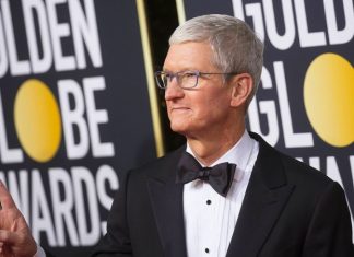 Тим Кук рассказал о своей отставке, Маске и Apple Car