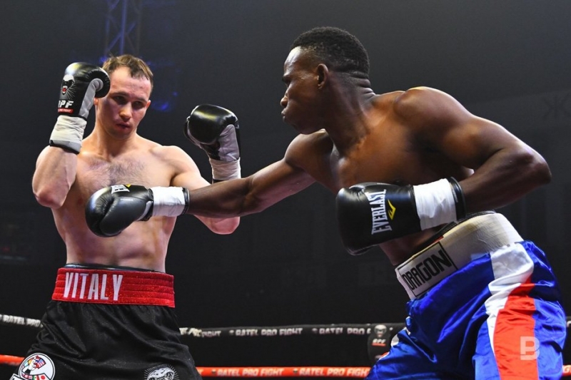 Турнир по боксу М13: на кону пять чемпионских поясов