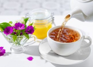 Ученые предостерегли от употребления горячего чая