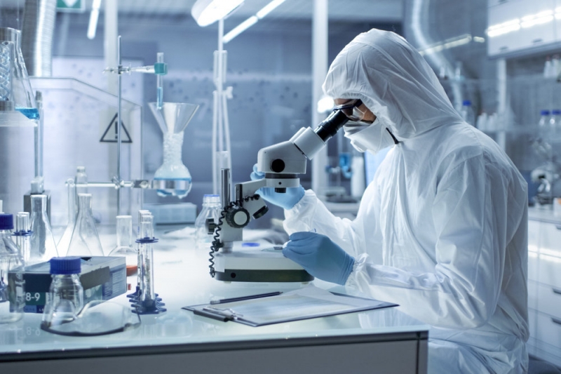 Ученые раскрыли трюк, с помощью которого COVID-19 обходит иммунитет