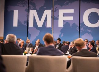 Украинские власти продолжают ждать новый транш от МВФ