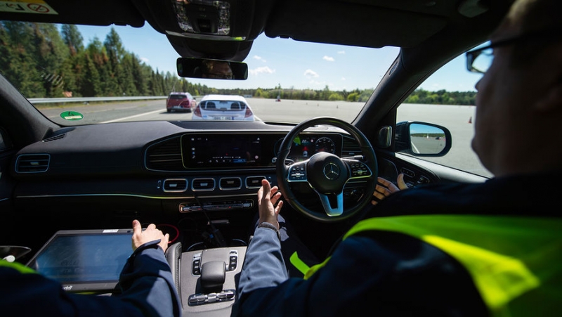 В Британии разрешат езду беспилотных автомобилей. Но скорость будет ограничена 60 км/ч