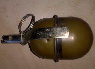 В центре Киева задержали мужчин с боевыми гранатами