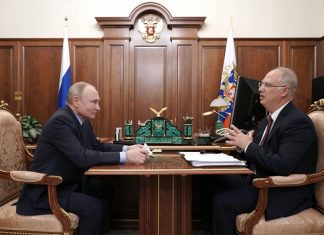 Всех желающих россиян смогут привить «Спутником V» до июня