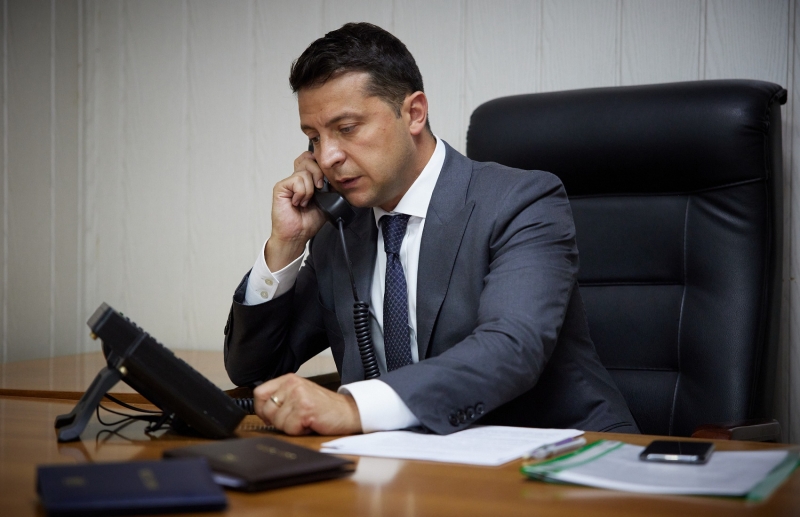 Зеленский хотел обсудить с Путиным гибель карателей в Донбассе