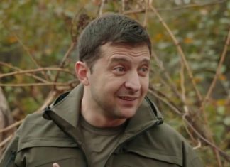 Зеленский предложил Путину встретиться в Донбассе