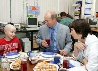 Александр Румянцев: Нет ничего важнее, чем спасение детей, попавших в онкологическую беду