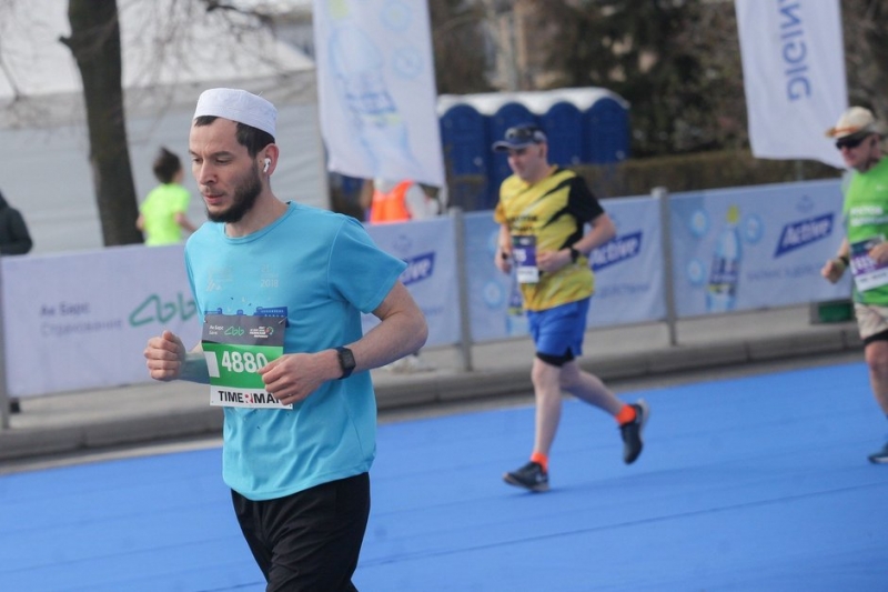 «Бегать все еще не люблю. Пойду зарегистрируюсь на забег 30 мая»