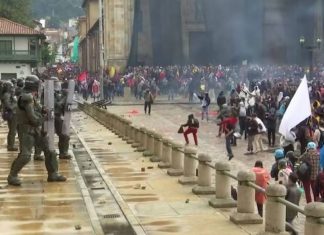 Беспорядки в Колумбии, в столицу страны вводят войска