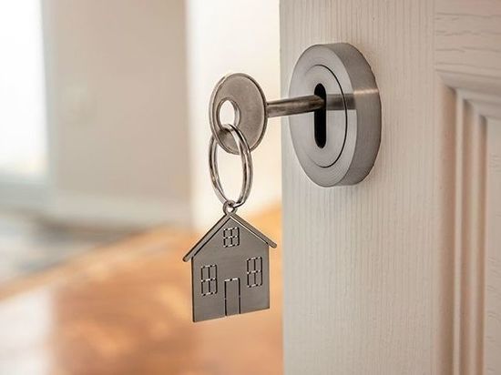 Без риелторов и сайтов-агрегаторов: как изменился подход москвичей к продаже и покупке квартир