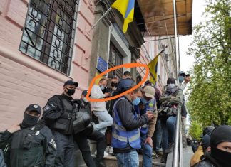 Брат зиговавшего в Киеве радикала теперь угрожает журналистам