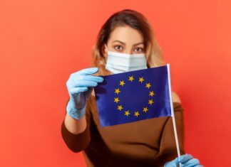 Евросоюз разрешит въезд туристам, привитым одобренными организацией вакцинами