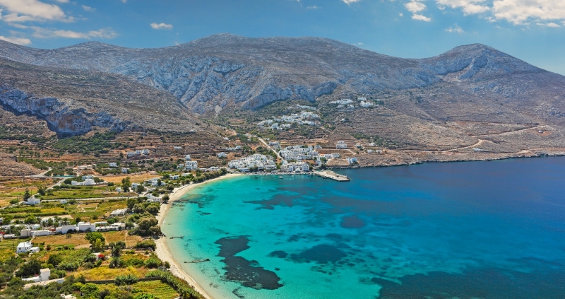 Греция отменяет карантин и квоту для россиян и разрешает справки для въезда на русском языке