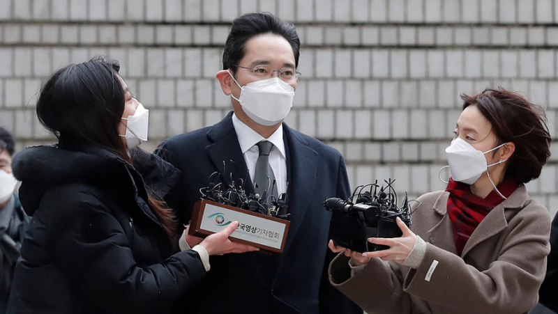 «Лидер-талисман»: помилуют ли наследника империи Samsung